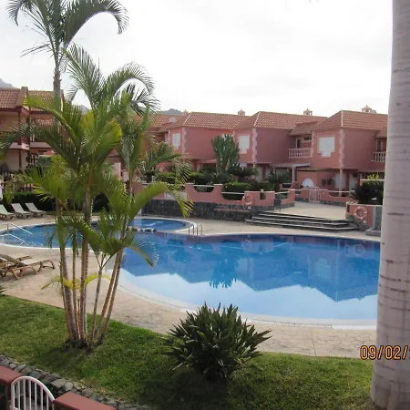 Apartament Rsid. El Duque-1