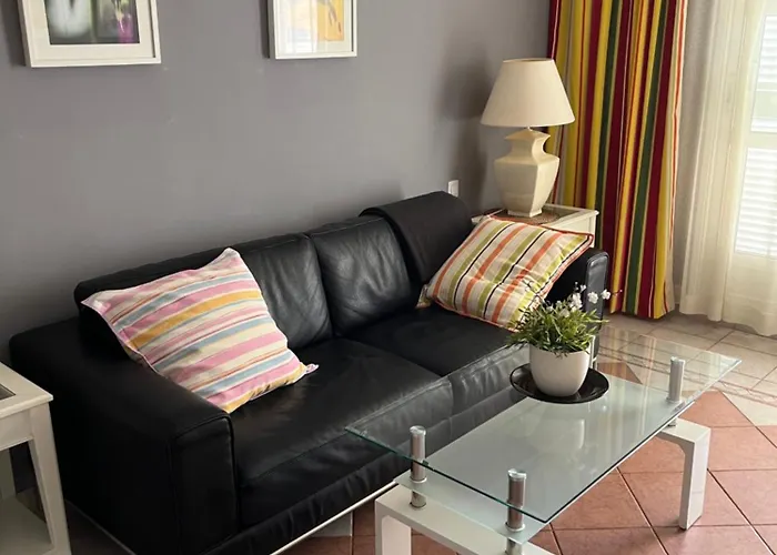 Apartament Rsid. El Duque-1